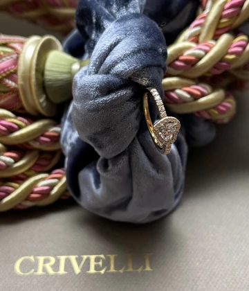(011)Crivelli Anello oro con brillanti cod: 117-A637