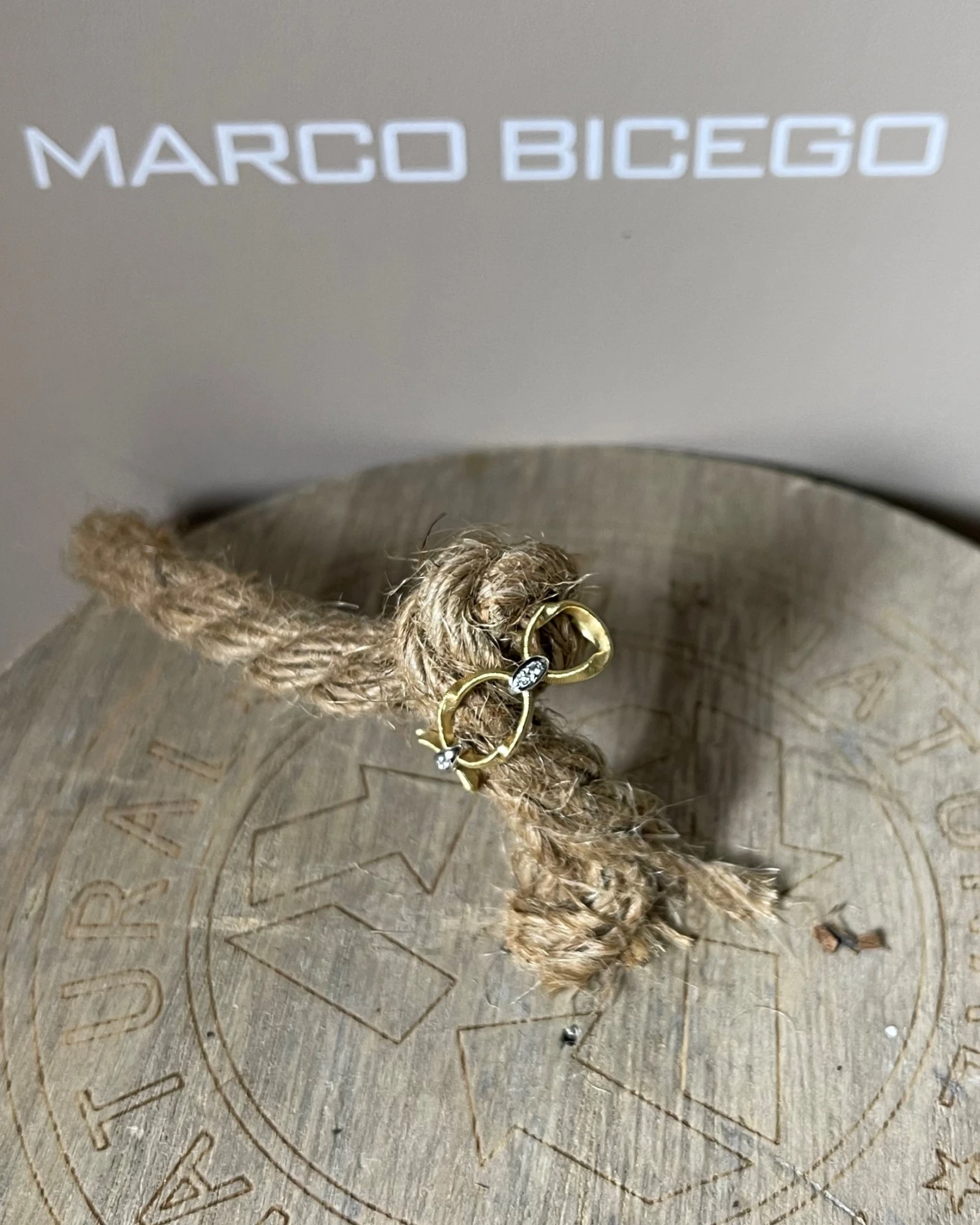 (012)Marco Bicego anello oro e brillanti cod: AG354-B (YW-M5-15,0)